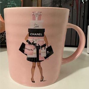 Adorable Amanda Greenwood Art fashion shopper mug